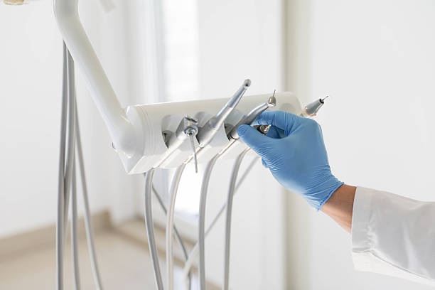 24/7 Emergency Tooth Extraction experts in Van Vleck, TX